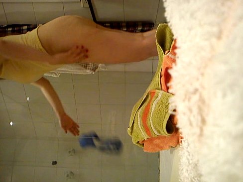 Tetona espiada en la ducha 