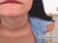 Porno gratis Prostituta de España jugando con su saliva para excitar a hombres peruanos amateur peruano