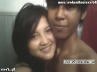 Porno gratis Jovenes cogiendo en el baño amateur peruano